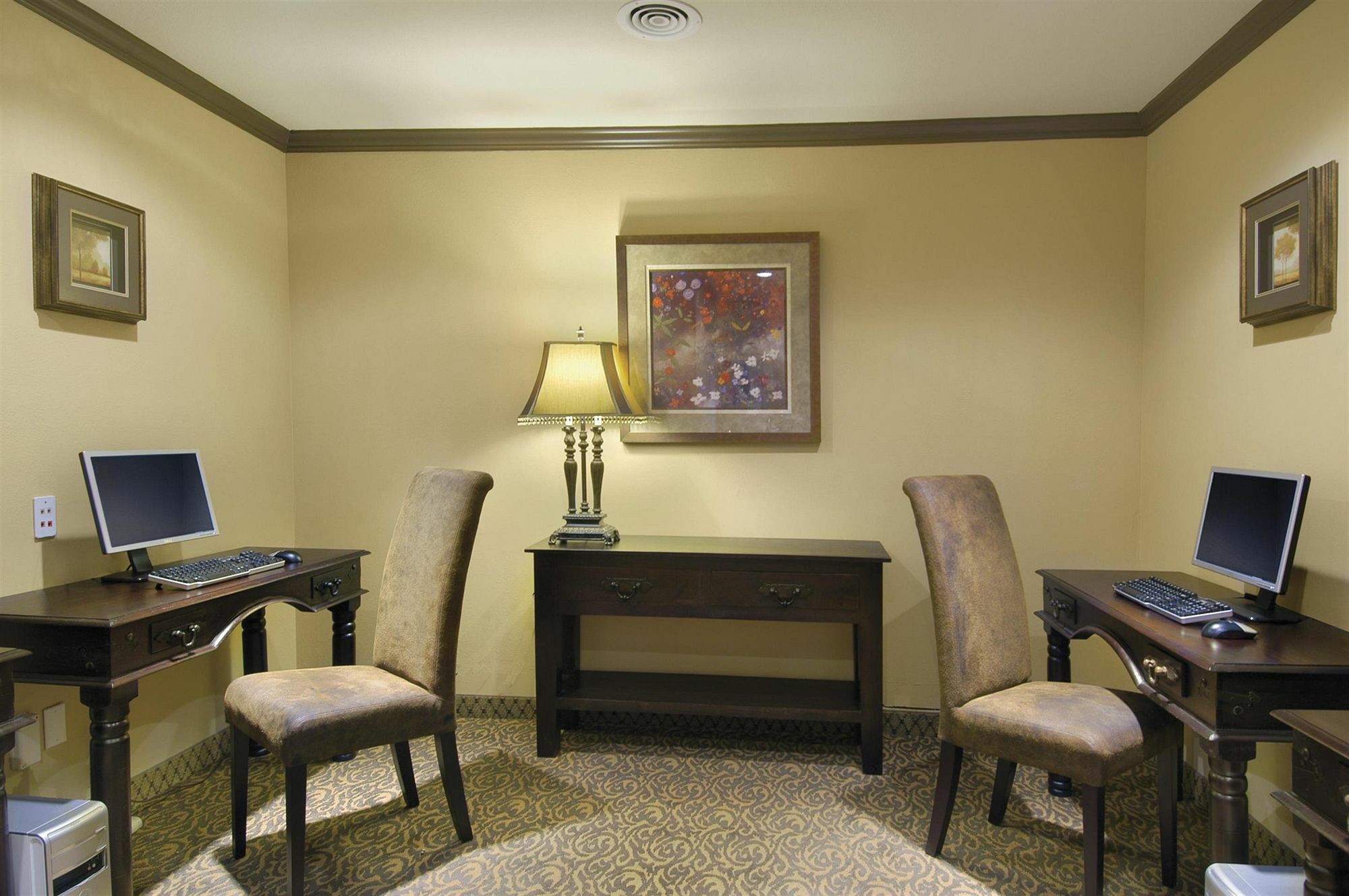 Holiday Inn Tacoma Mall By Ihg Exterior photo